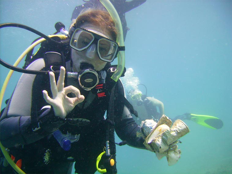 Scuba Diving cleanup event
