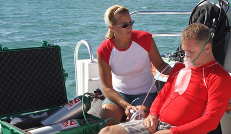 Do you have what it takes to become a Diving Emergency Specialist?