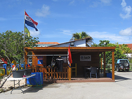 Dive Friends Bonaire opens new facility at Sand Dollar Resort