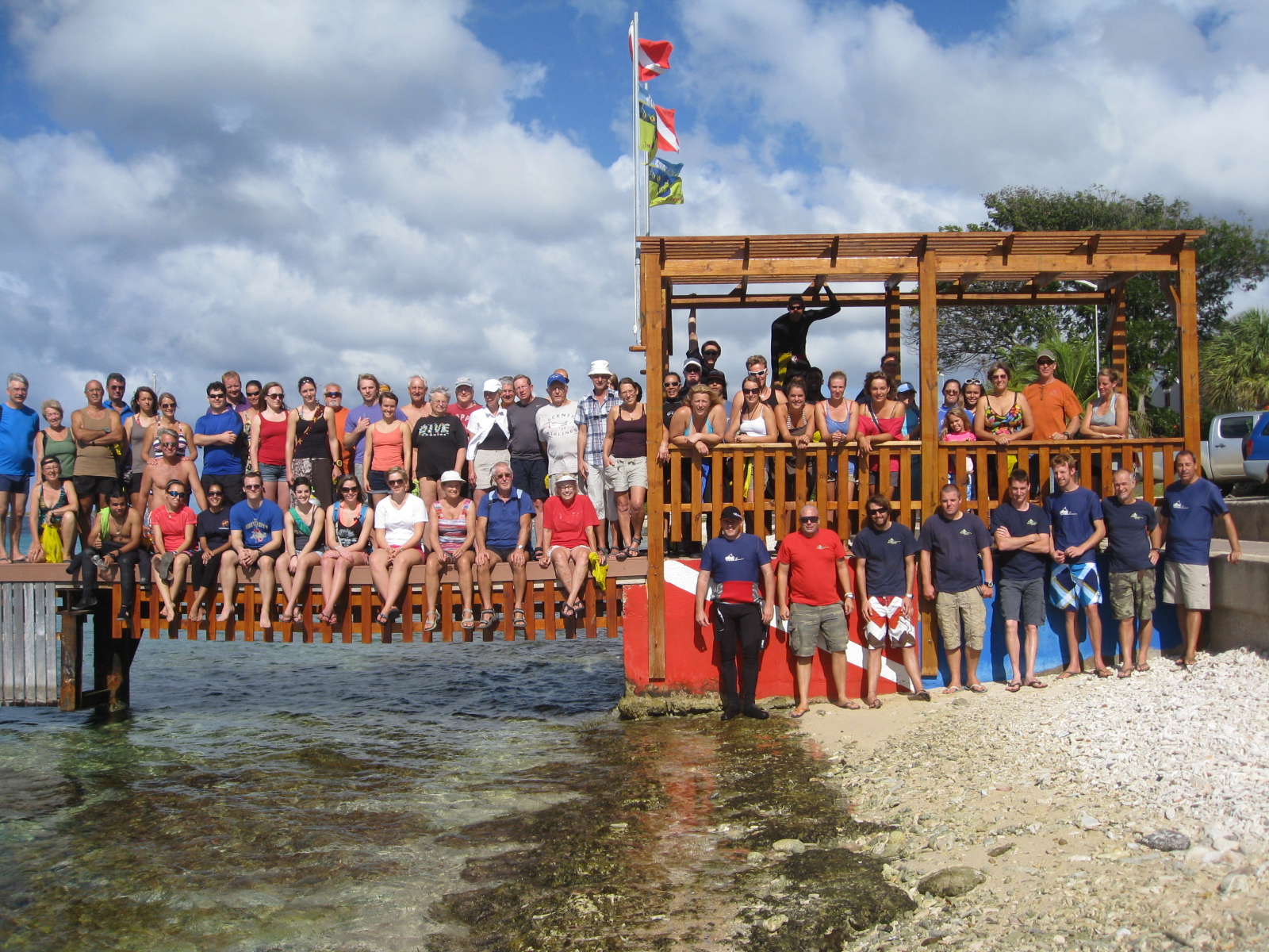 Dive Friends Bonaire Organizes First Clean Up Dive of the Year at Karel’s Pier